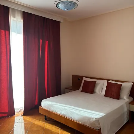 ホテル 78 Vlorë